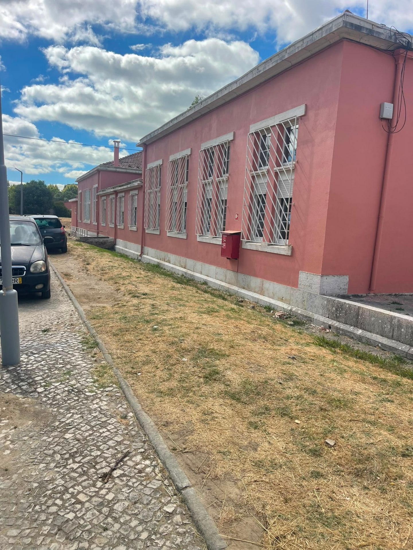 Fachada reabilitada em obra da Furacão Verde